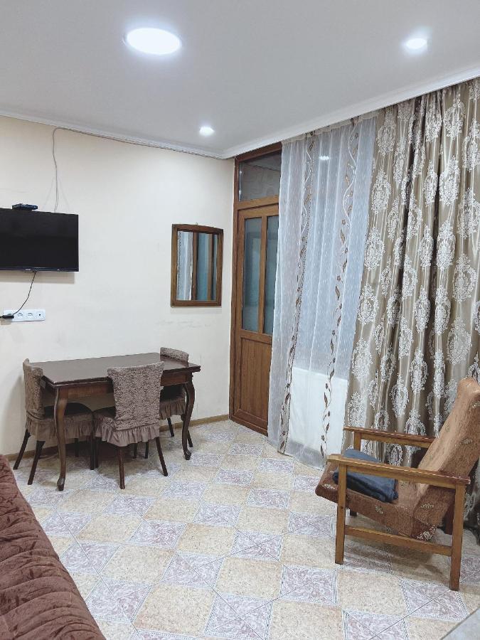 Guest House بورجومي المظهر الخارجي الصورة