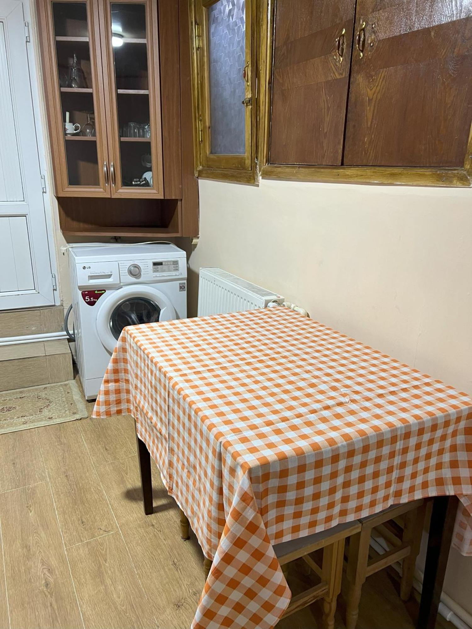 Guest House بورجومي المظهر الخارجي الصورة
